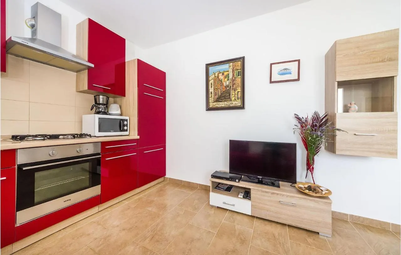 Amazing Apartment In Zdrelac With Kitchen Croatia