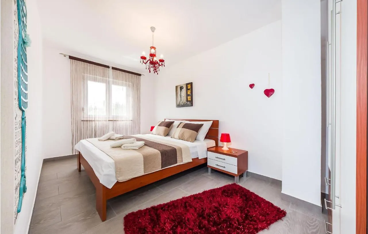 Amazing Apartment In Zdrelac With Kitchen 0*,  Croatia