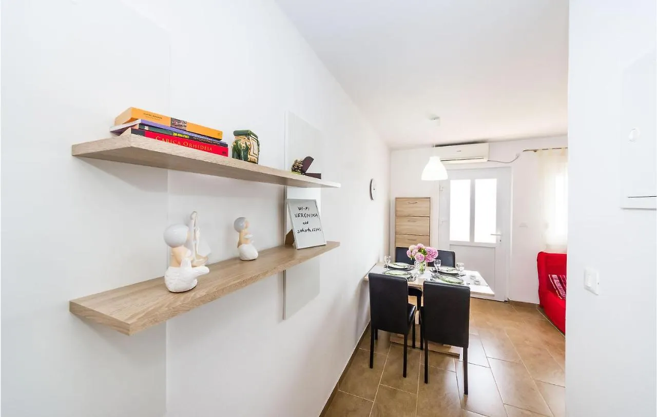 Amazing Apartment In Zdrelac With Kitchen